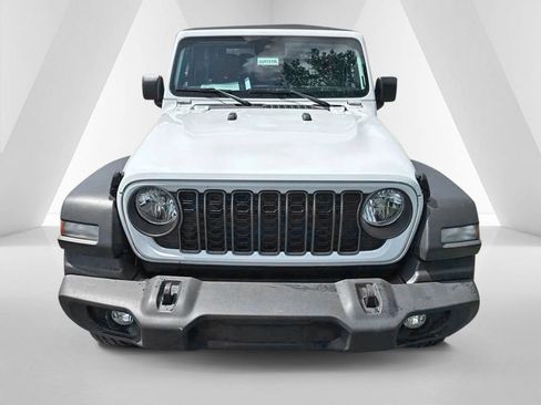 Used 2024 Jeep Wrangler Sport AWD/4WD image 2