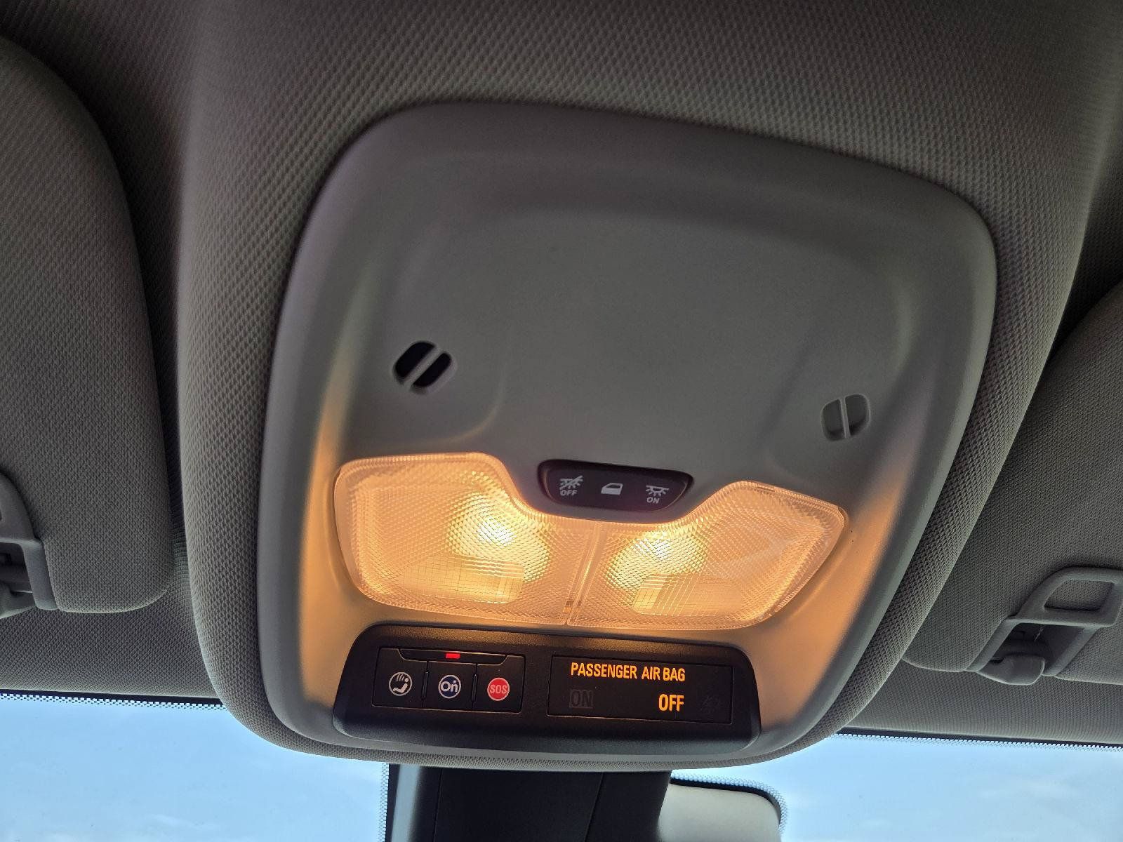 Used 2022 Buick Encore GX Select FWD image 17