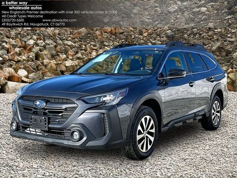 Used 2024 Subaru Outback Premium image 1