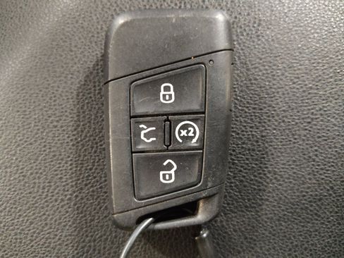 Used 2024 Volkswagen Jetta SE FWD image 32