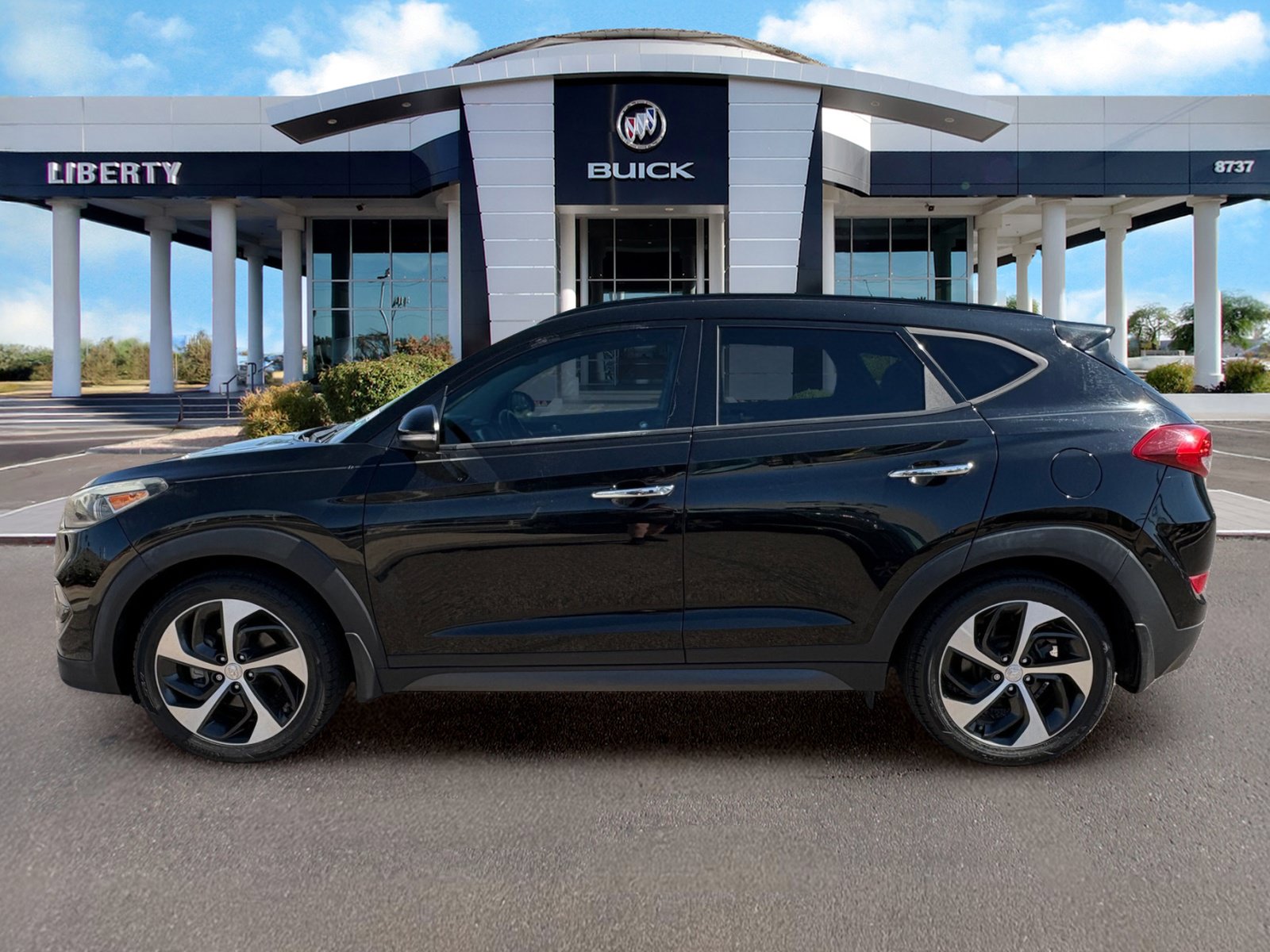 Used 2016 Hyundai Tucson Limited w/ Option Group 03 FWD image 6