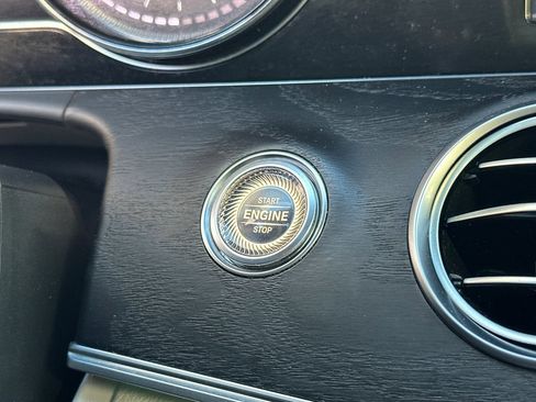 Used 2017 Mercedes-Benz E 300 4MATIC image 34