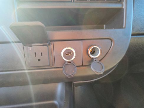 Used 2023 Chevrolet Express 3500 LS image 22