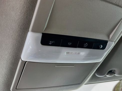 Used 2024 Nissan Sentra SV FWD image 20
