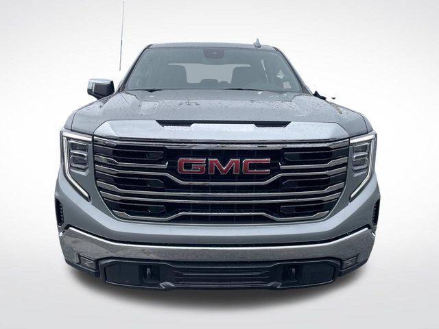 Used 2025 GMC Sierra 1500 SLT AWD/4WD image 9