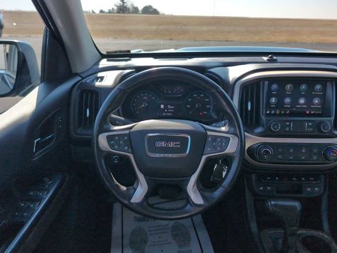 Used 2021 GMC Canyon Denali image 10