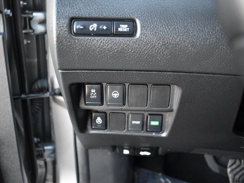 Used 2021 Nissan Rogue Sport SV w/ Technology Package image 24