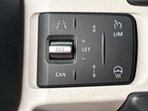 Used 2025 Land Rover Defender 110 S AWD/4WD image 21