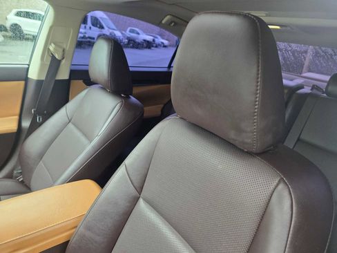 Used 2018 Lexus ES 350 w/ Navigation System Package image 23