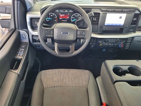 Used 2024 Ford F250 XLT image 16