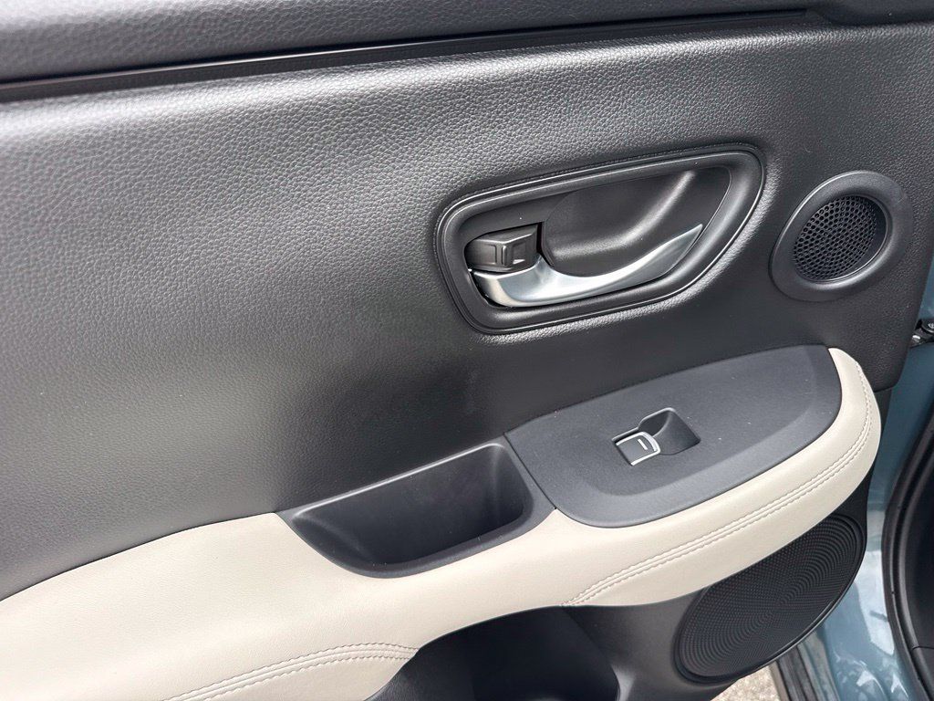 Used 2024 Honda HR-V EX-L image 31