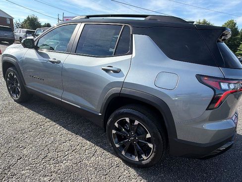 New 2026 Chevrolet Equinox RS w/ Convenience Package III FWD image 10