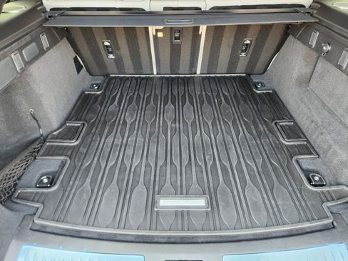 Certified 2026 Land Rover Range Rover Velar S image 34