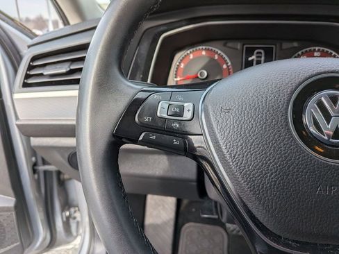 Used 2020 Volkswagen Jetta SE w/ SE Cold Weather Package image 13