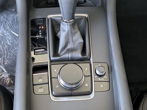 New 2026 MAZDA MAZDA3 2.5 S Sedan w/ Preferred Pkg FWD image 21