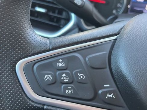 Used 2022 Chevrolet Equinox LT image 17