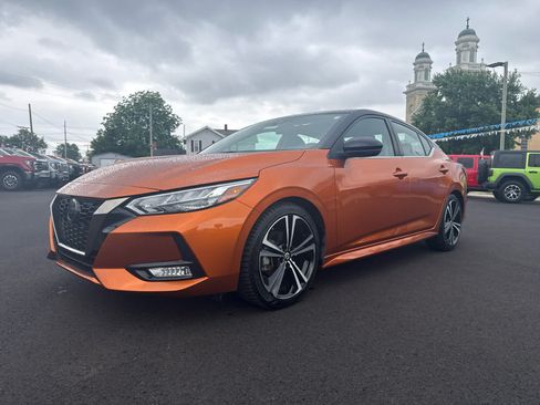 Used 2020 Nissan Sentra SR FWD image 2