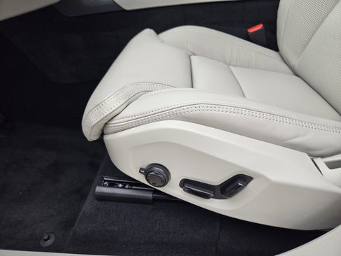 New 2026 Volvo XC90 B6 Ultra image 26