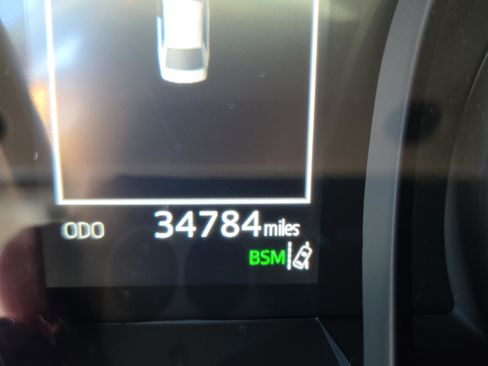 Used 2024 Toyota Camry SE image 26