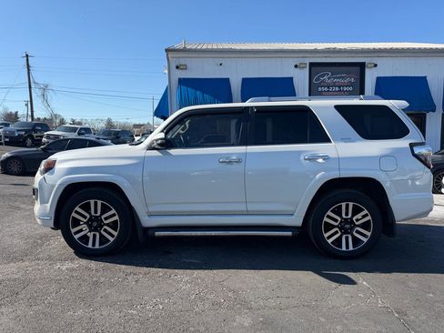 Used 2016 Toyota 4Runner Limited image 8