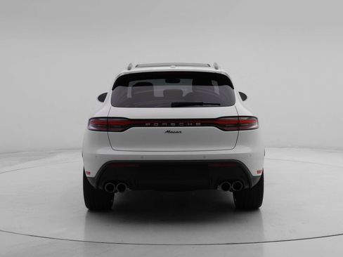 Used 2026 Porsche Macan AWD/4WD image 7