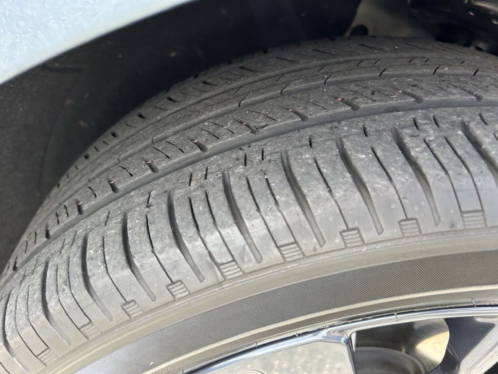 Used 2024 Chevrolet Equinox RS w/ RS Leather Package FWD image 38