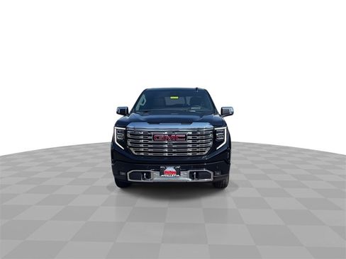 New 2025 GMC Sierra 1500 Denali image 3