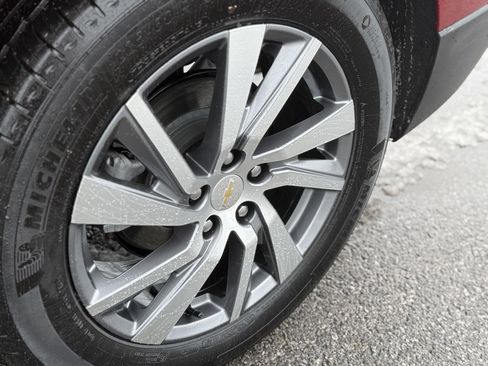 Certified 2024 Chevrolet Equinox Premier image 11