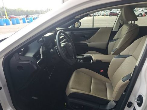 Used 2019 Lexus ES 350 FWD image 4