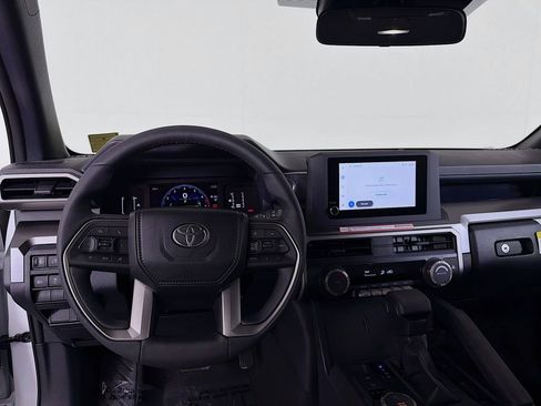 New 2026 Toyota 4Runner SR5 image 18