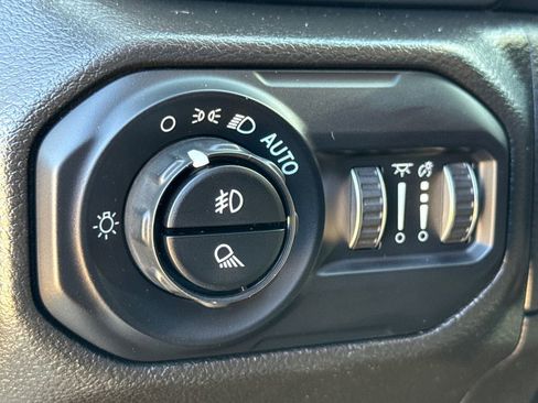 Used 2022 Jeep Gladiator Rubicon image 23