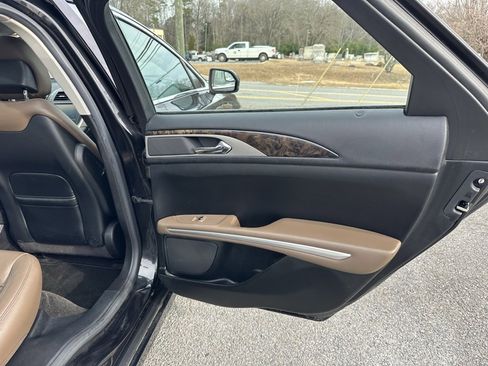 Used 2015 Lincoln MKZ Base w/ Equipment Group 101A Select image 18