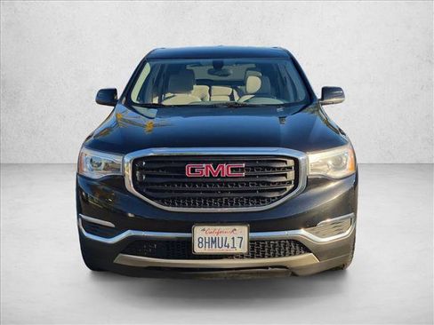 Used 2018 GMC Acadia SLE w/ LPO, Cargo Package FWD image 2