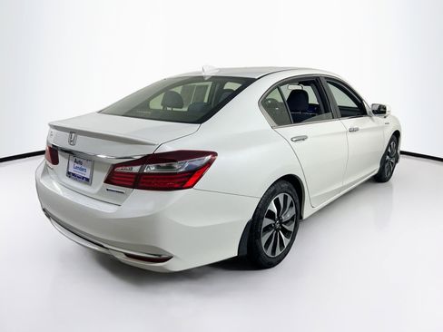 Used 2017 Honda Accord Hybrid Sedan image 5