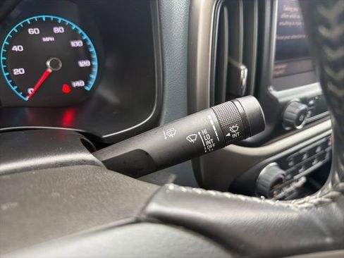 Used 2022 Chevrolet Colorado Z71 image 33