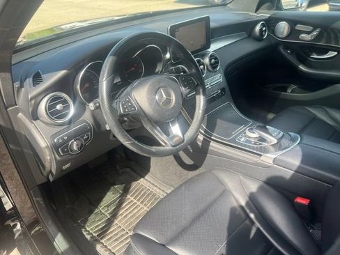 Used 2018 Mercedes-Benz GLC 300 4MATIC image 18