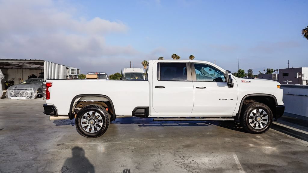 Used 2025 Chevrolet Silverado 2500 Custom w/ Custom Value Package AWD/4WD image 13
