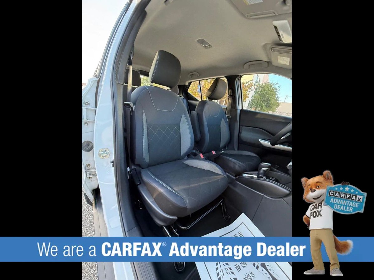 Used 2018 Nissan Kicks SV FWD image 50
