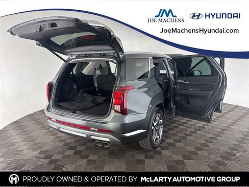 Certified 2025 Hyundai Palisade Limited image 14