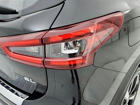 Used 2022 Nissan Rogue Sport SL w/ Premium Package FWD image 27
