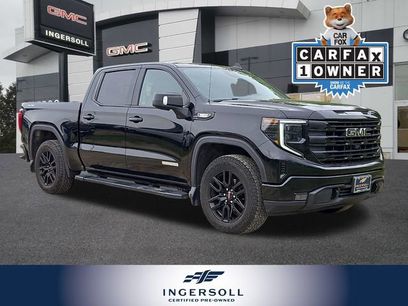 Used 2022 GMC Sierra 1500 Elevation w/ Elevation Premium Package