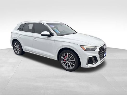 Used 2024 Audi SQ5 Premium Plus image 8