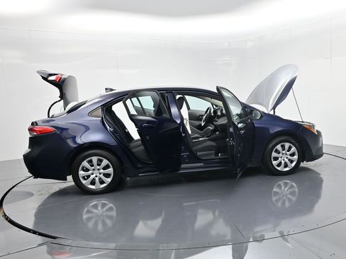 Used 2022 Toyota Corolla LE image 56