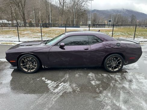 Used 2022 Dodge Challenger R/T Scat Pack w/ Dynamics Package image 7