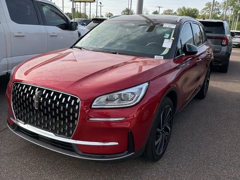 Used 2024 Lincoln Corsair Reserve w/ Equipment Group 202A image 4