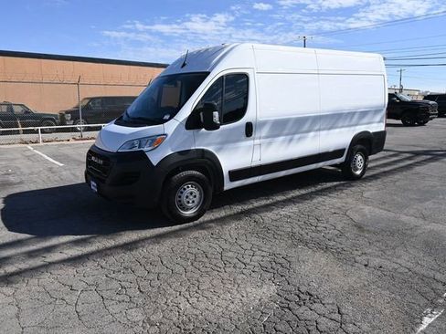 Used 2024 RAM ProMaster 2500 image 1
