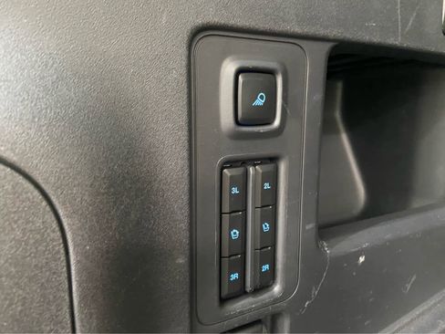 Used 2025 Ford Expedition Active image 9