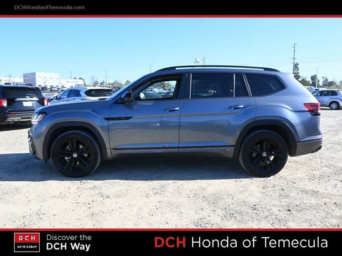 Used 2022 Volkswagen Atlas SEL R-Line image 4