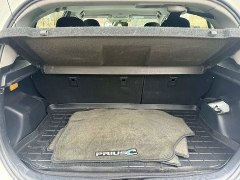 Used 2014 Toyota Prius C Two image 11