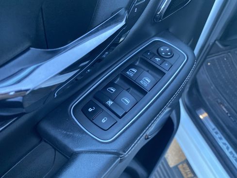 Used 2023 RAM 1500 Limited w/ Night Edition image 8